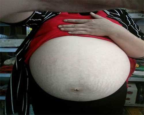 代孕婴儿吐奶的异常情况